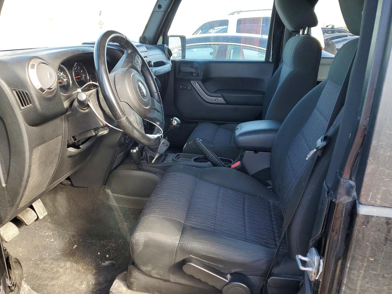 2012 JEEP WRANGLER SPORT photo 13