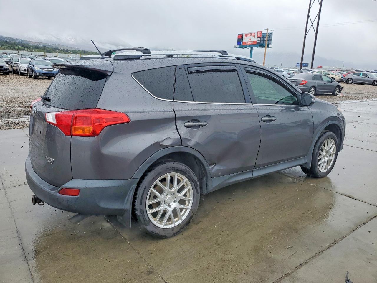 2015 TOYOTA RAV4 LIMITED photo 7