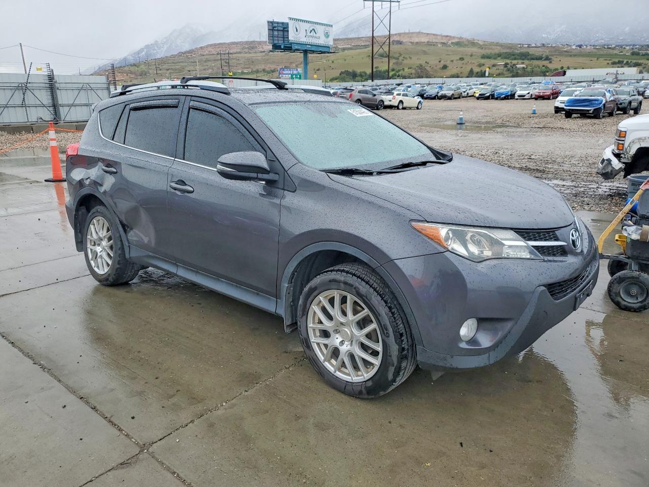2015 TOYOTA RAV4 LIMITED photo 10