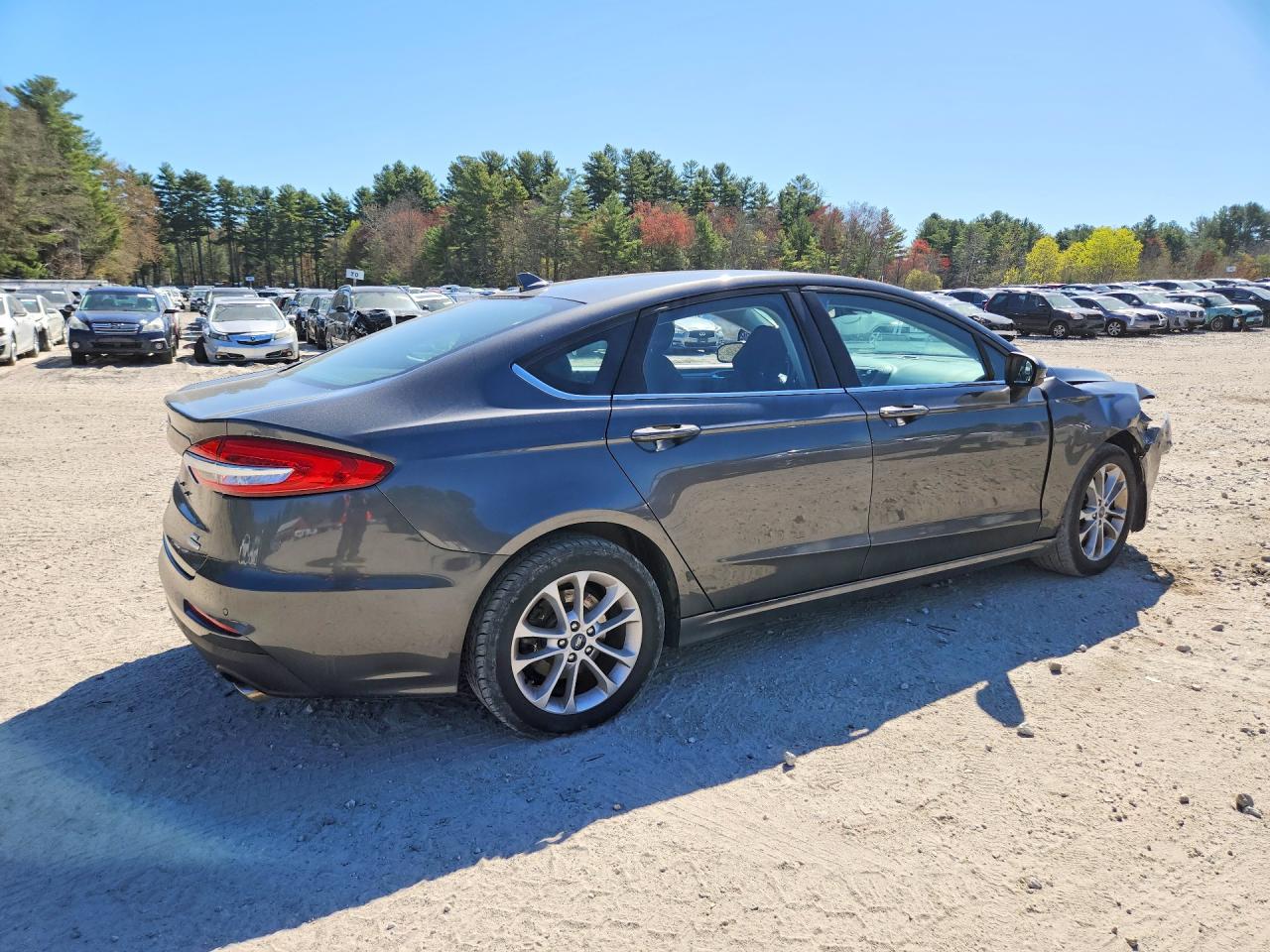 2020 FORD FUSION SE photo 3