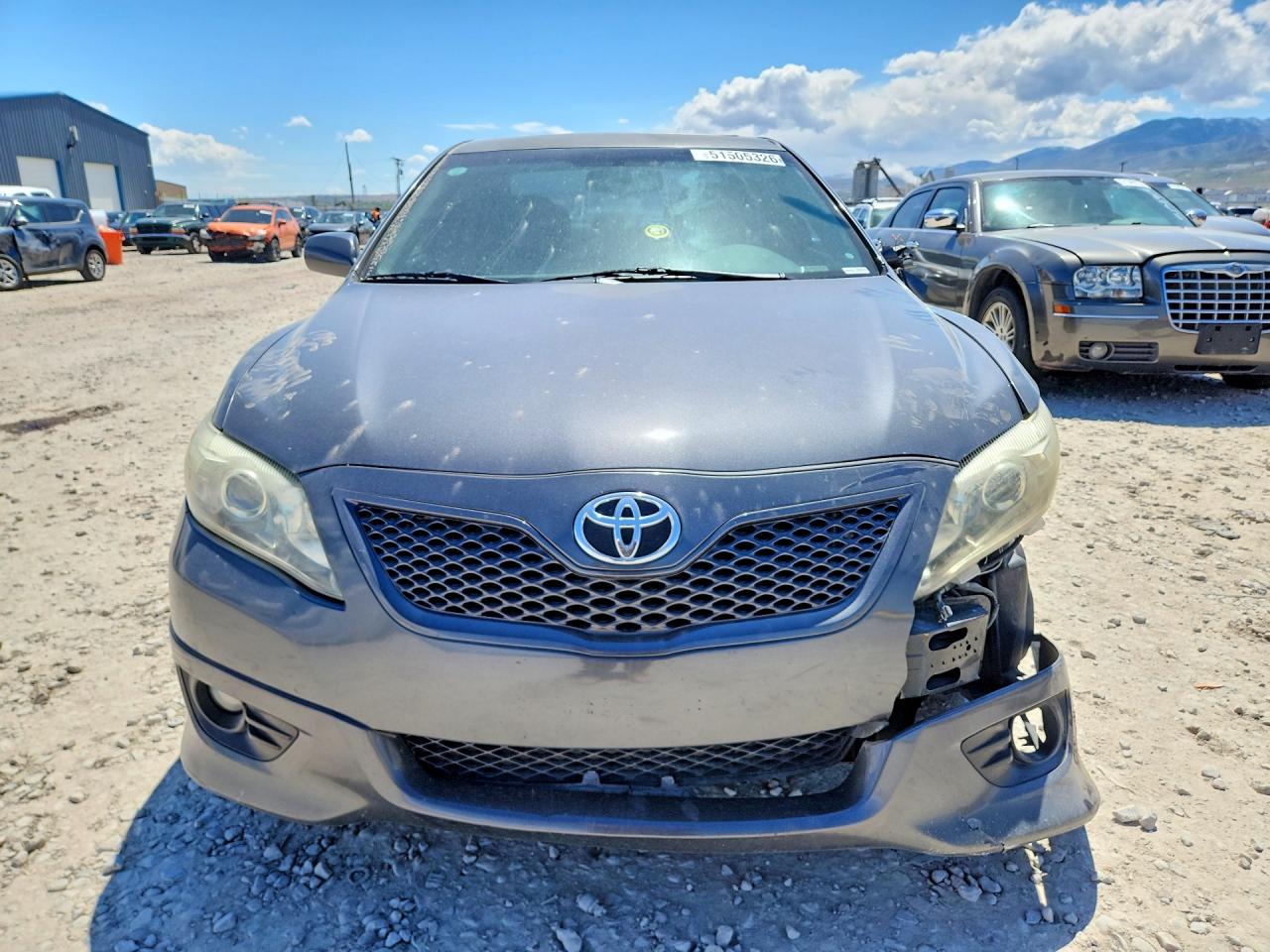 2011 TOYOTA CAMRY SE photo 9