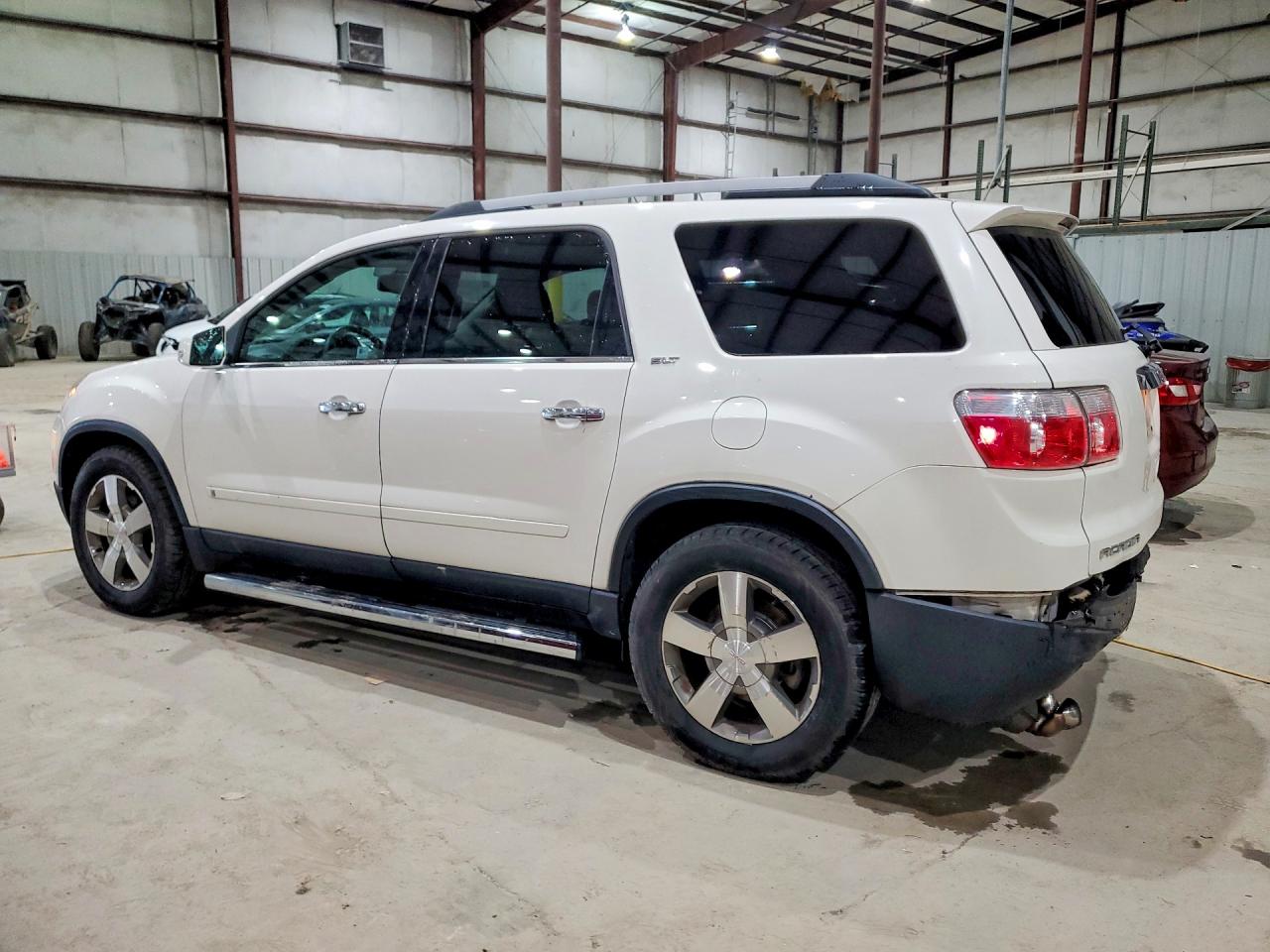 2010 GMC ACADIA SLT-1 photo 3