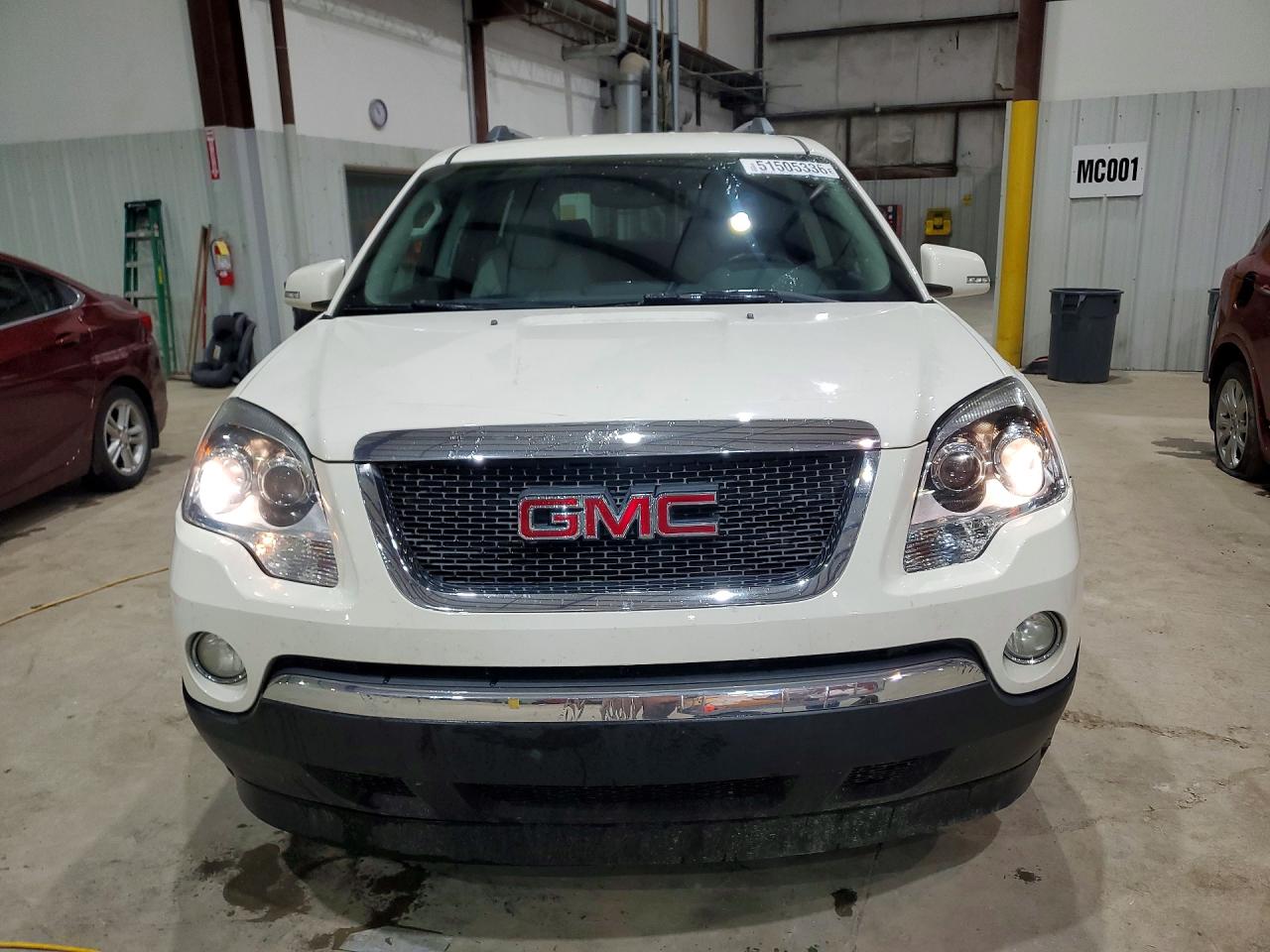 2010 GMC ACADIA SLT-1 photo 9