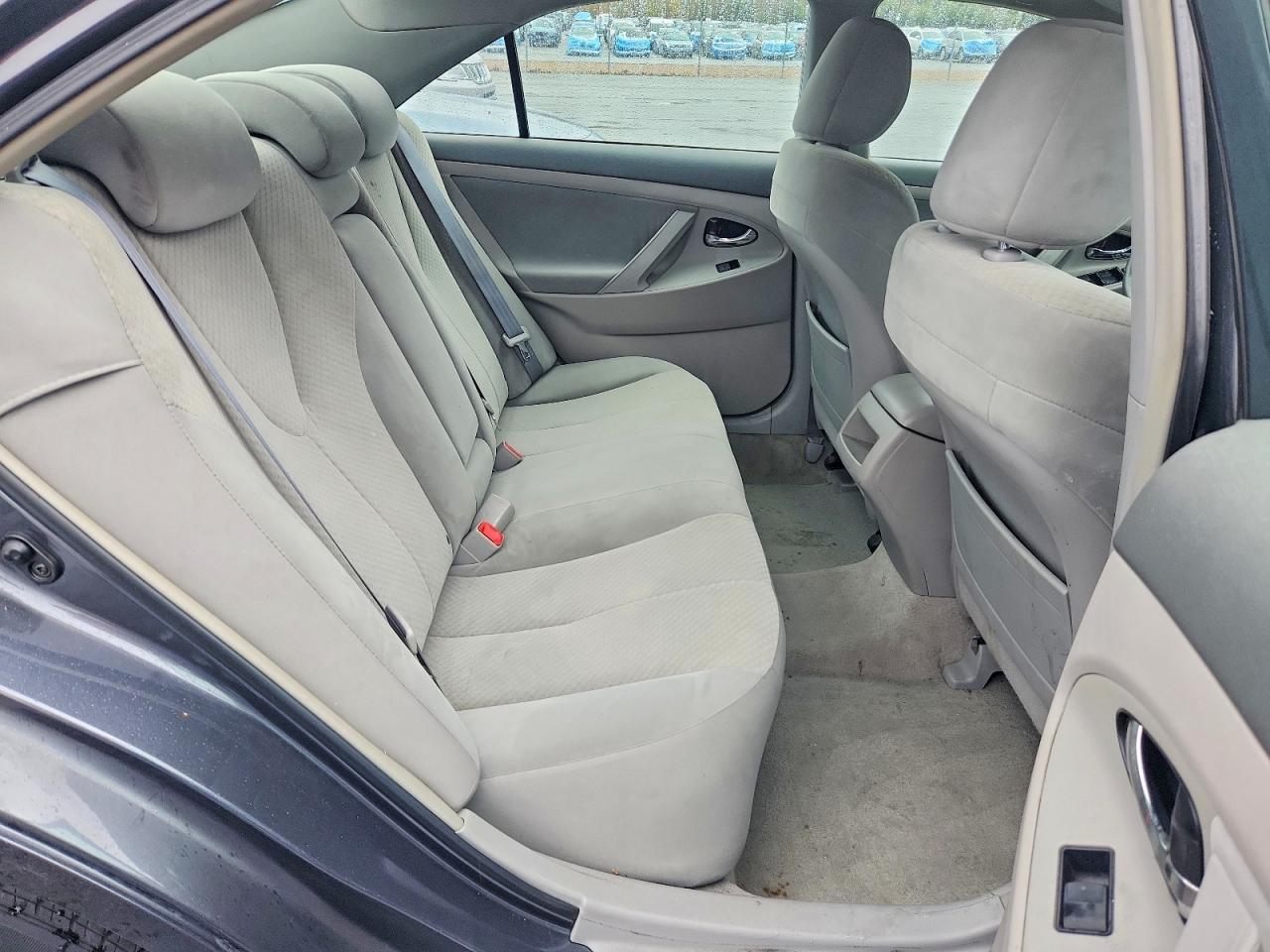 2009 TOYOTA CAMRY LE photo 19