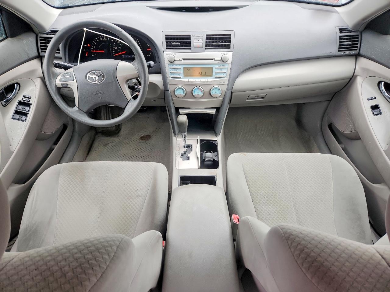 2009 TOYOTA CAMRY LE photo 15