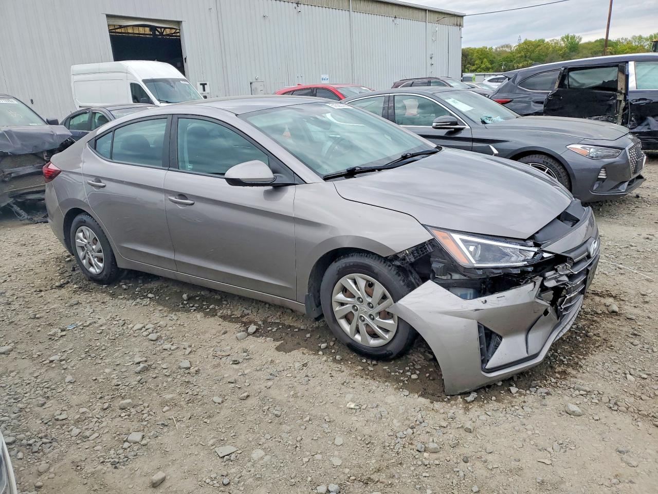 2020 HYUNDAI ELANTRA SE photo 7