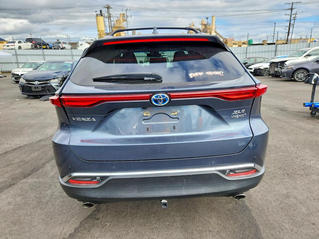 2022 TOYOTA VENZA XLE photo 11