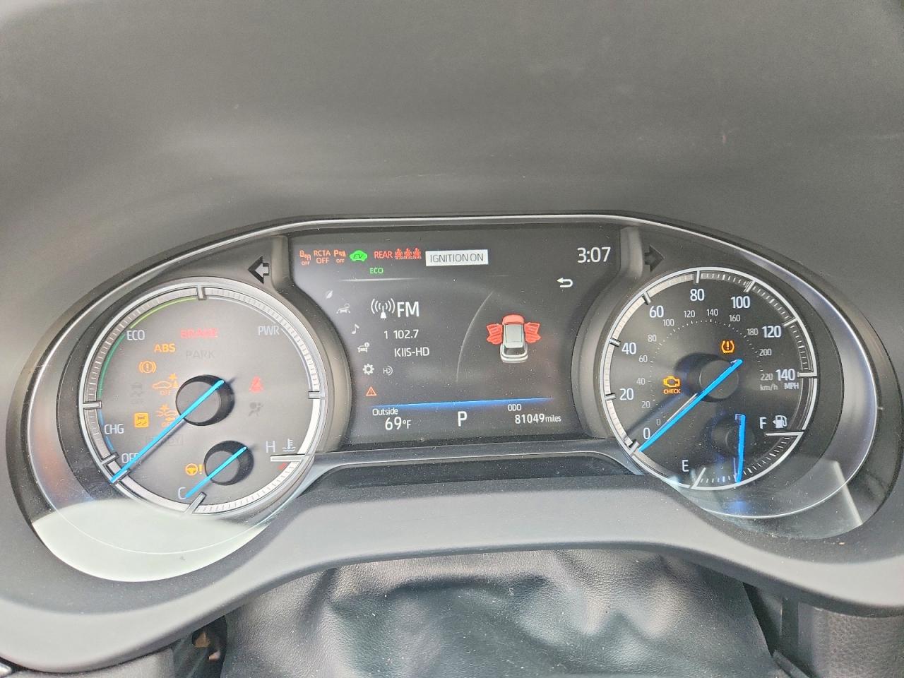 2022 TOYOTA VENZA XLE photo 17