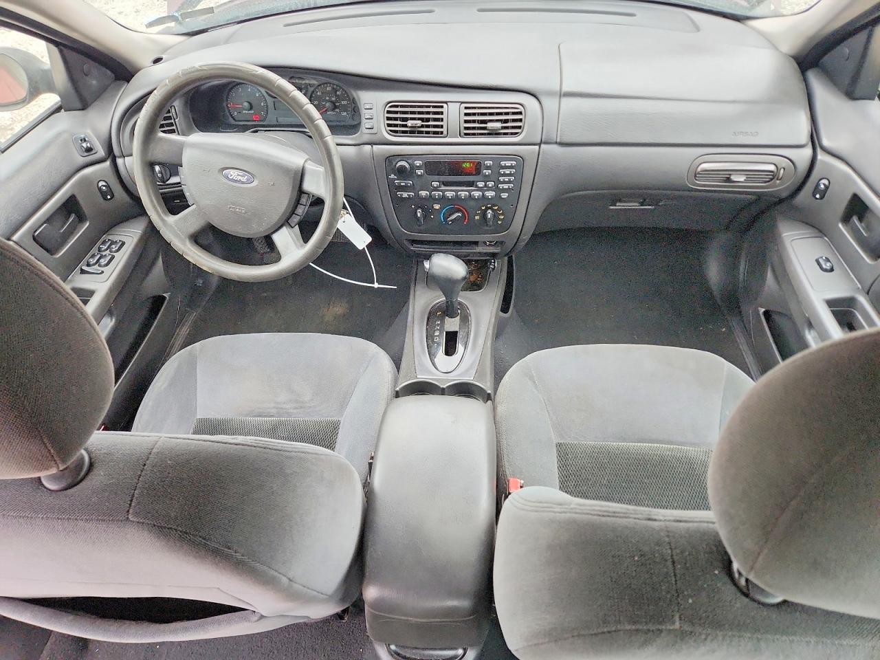 2004 FORD TAURUS SE photo 8