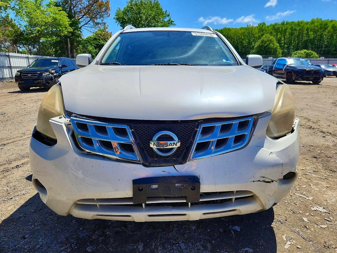 2011 NISSAN ROGUE S photo 5