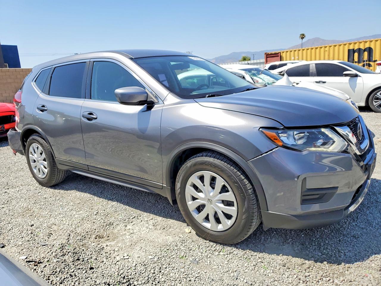 2018 NISSAN ROGUE S photo 10