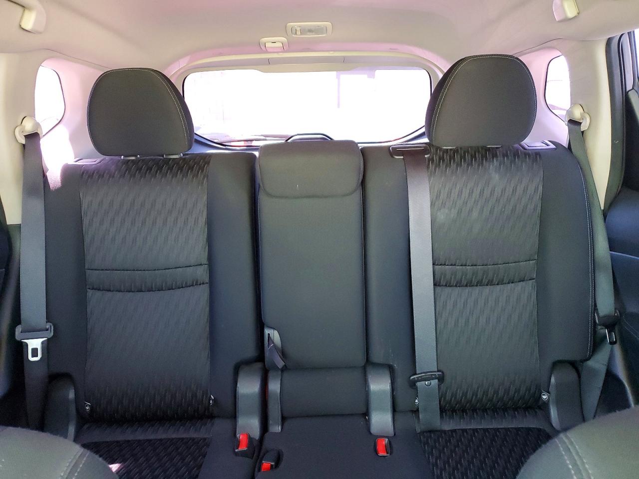 2018 NISSAN ROGUE S photo 28