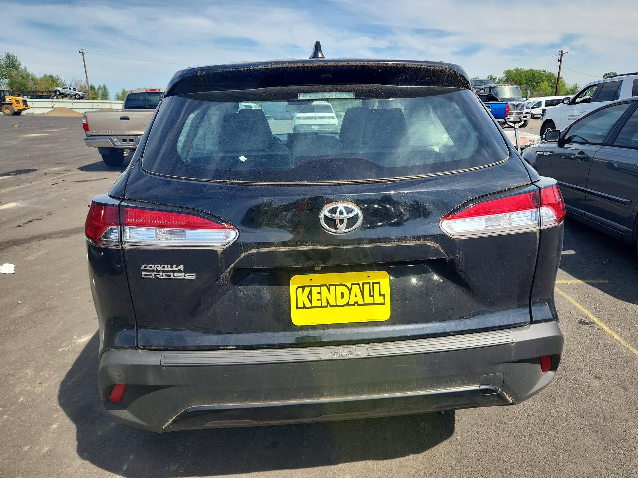 2023 TOYOTA COROLLA CROSS L photo 11