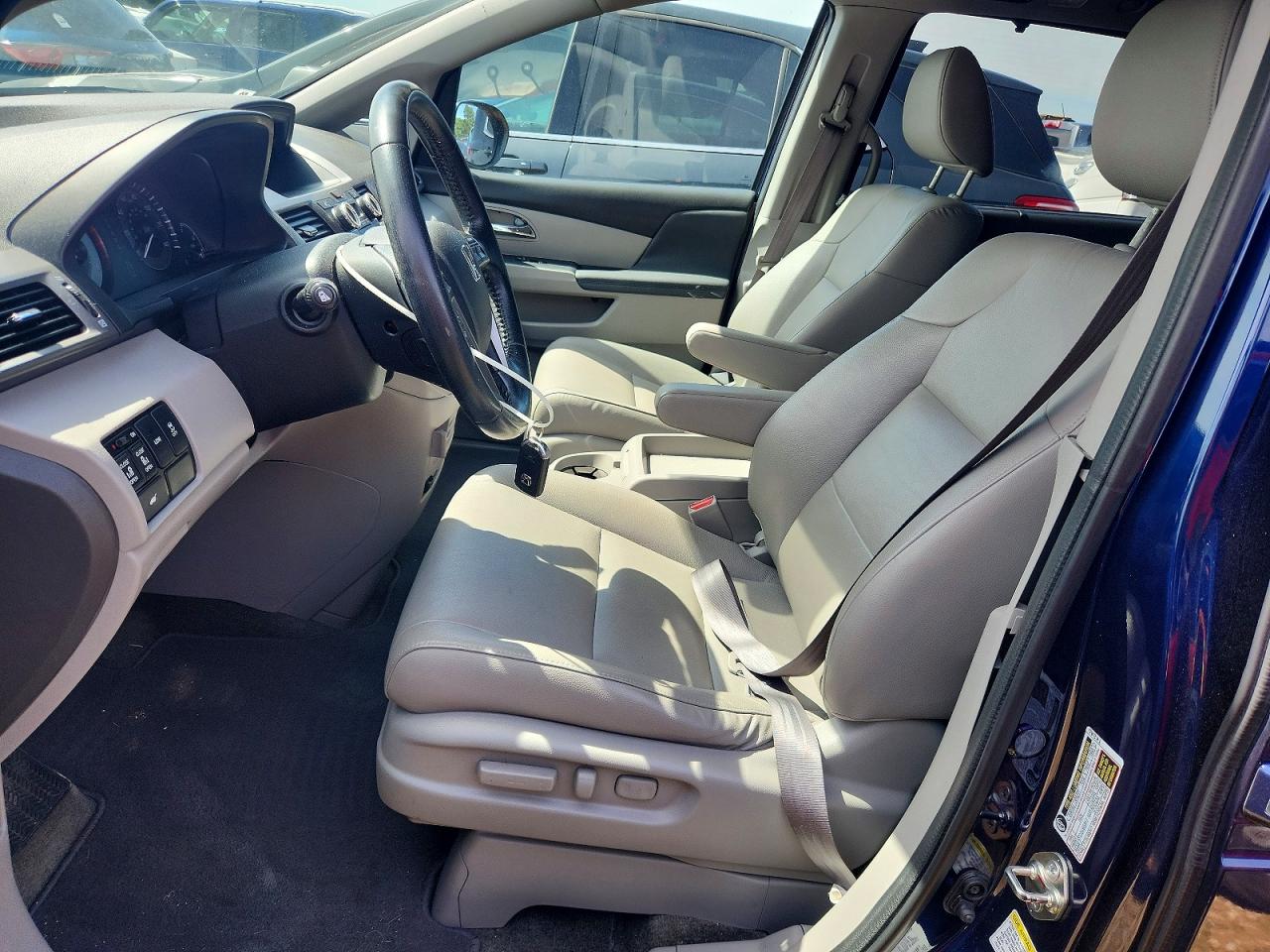 2016 HONDA ODYSSEY EXL photo 19