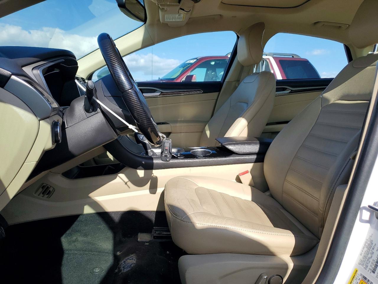 2013 FORD FUSION SE PHEV photo 19