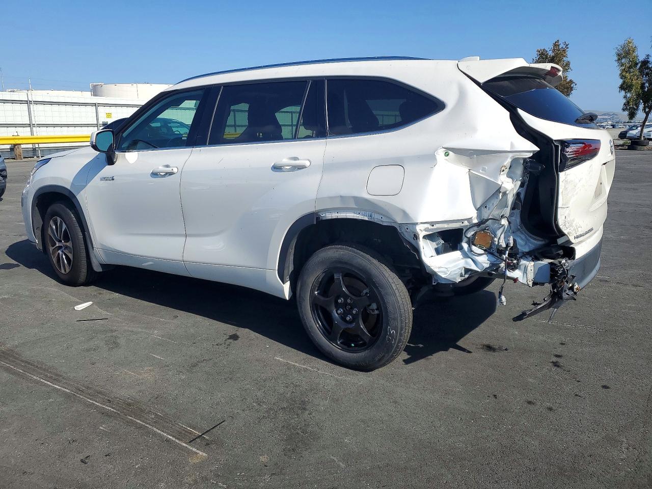 2021 TOYOTA HIGHLANDER HYBRID XLE photo 4