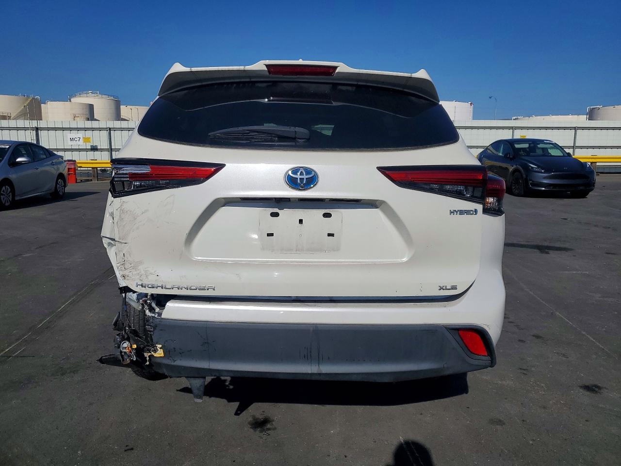 2021 TOYOTA HIGHLANDER HYBRID XLE photo 16