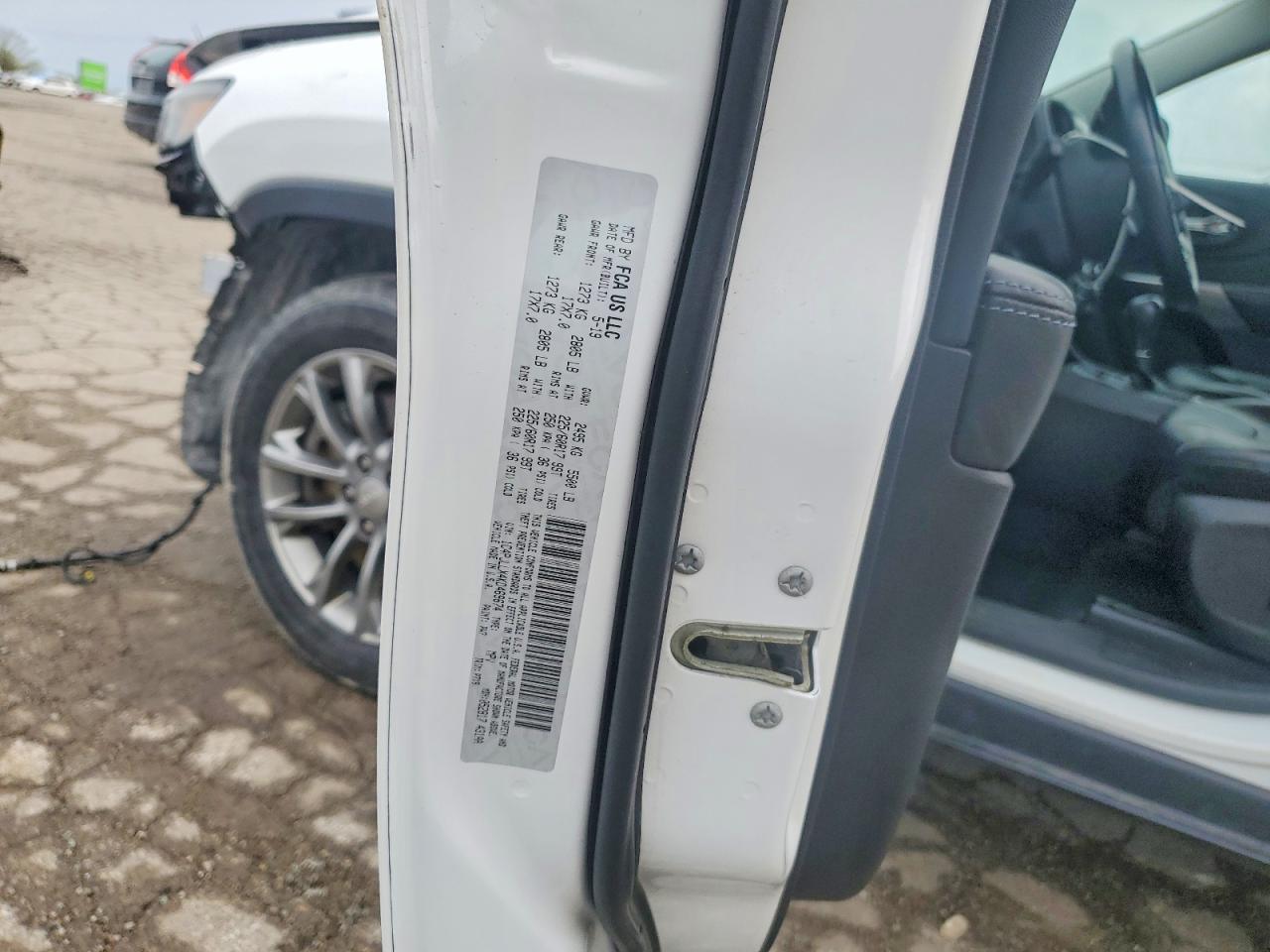 2019 JEEP CHEROKEE LATITUDE PLUS photo 25