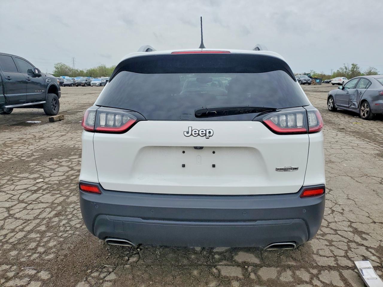 2019 JEEP CHEROKEE LATITUDE PLUS photo 11