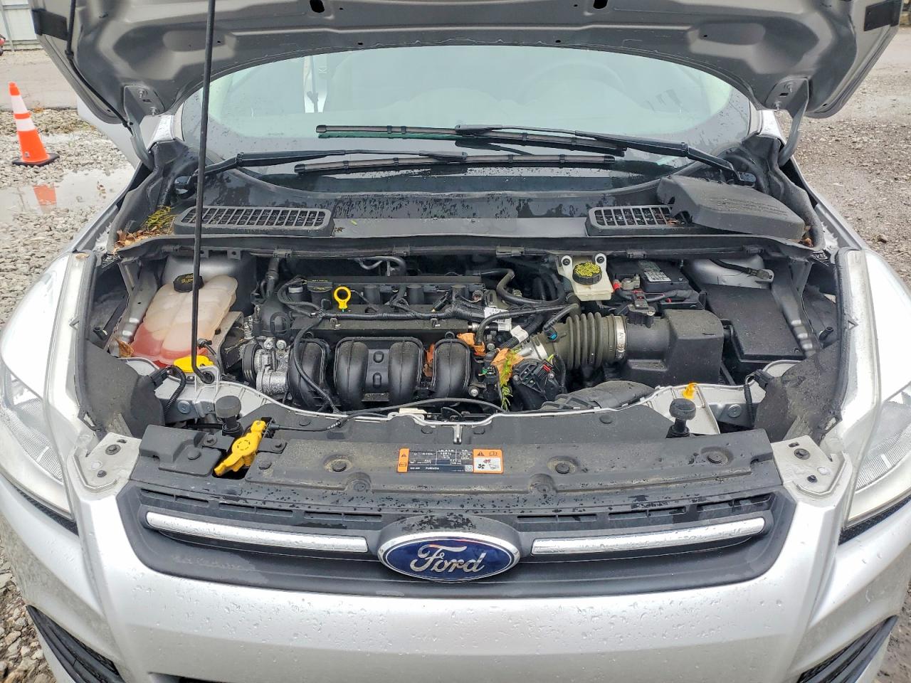 2015 FORD ESCAPE SE photo 21