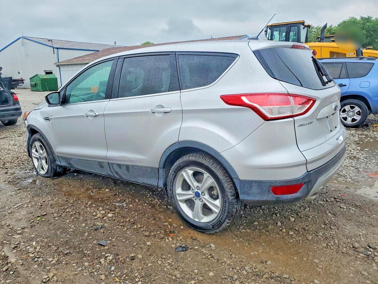 2015 FORD ESCAPE SE photo 3