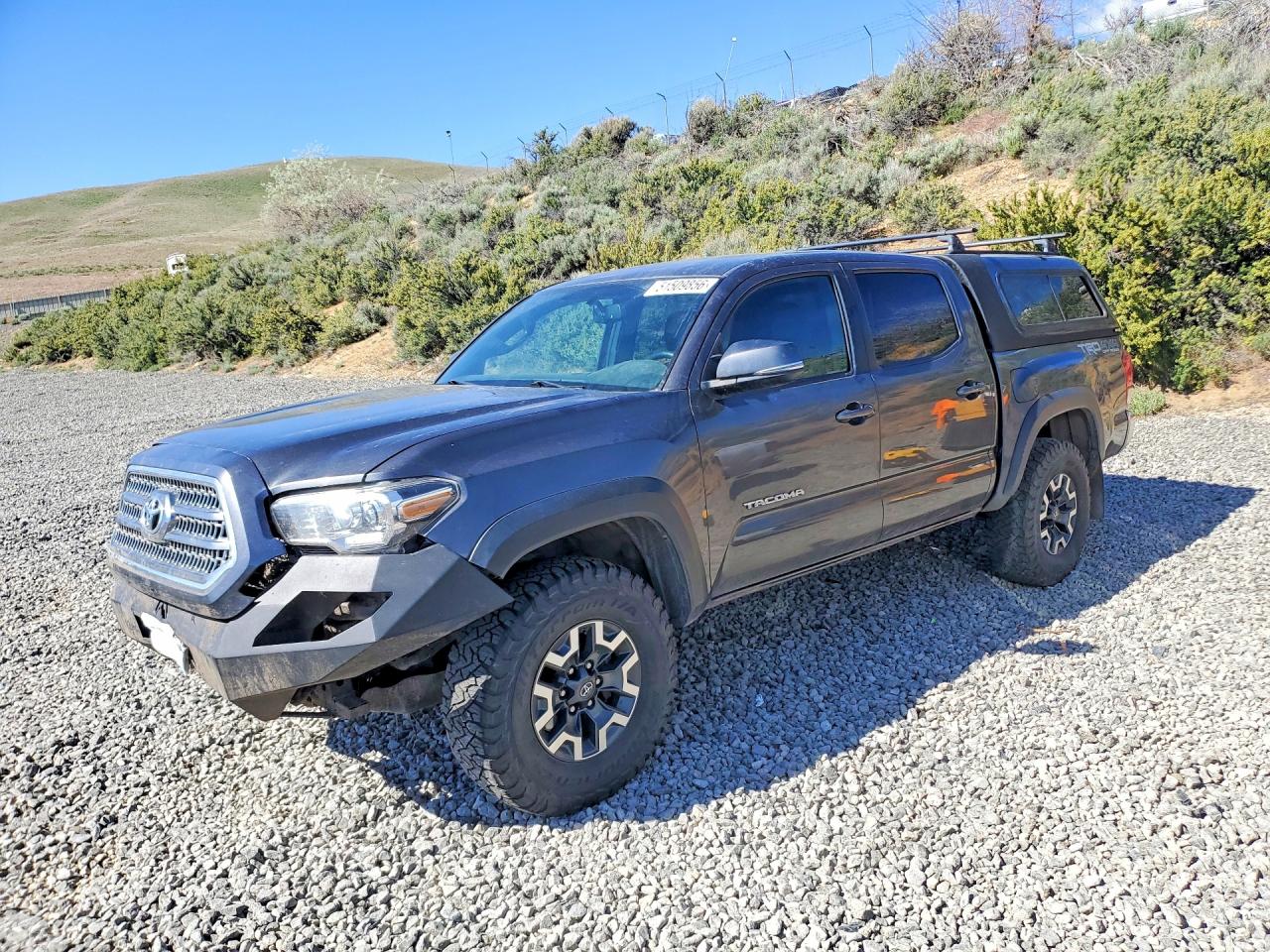 2017 TOYOTA TACOMA