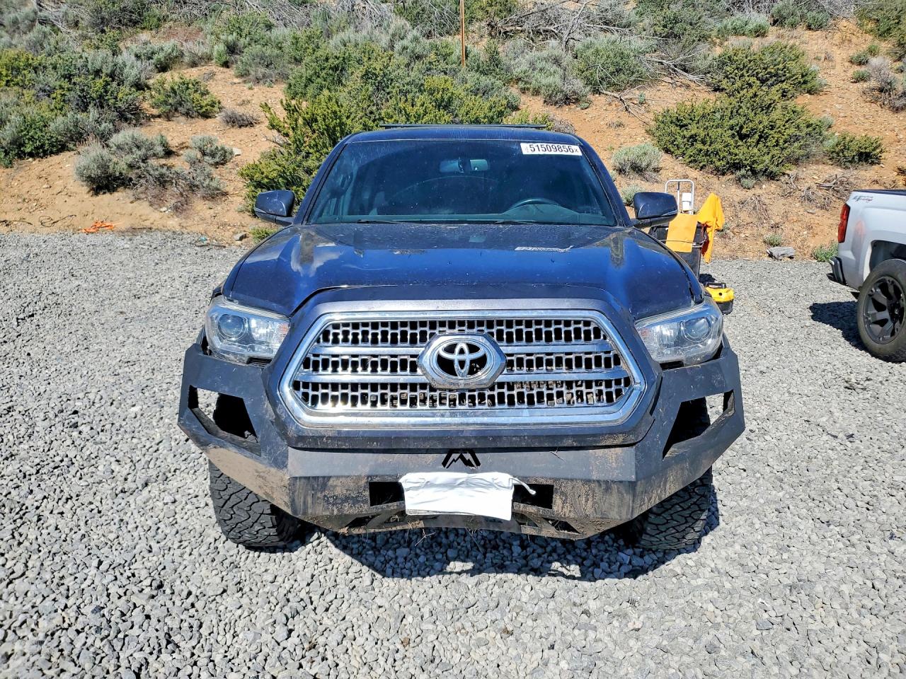 2017 TOYOTA TACOMA TRD OFF-ROAD photo 13