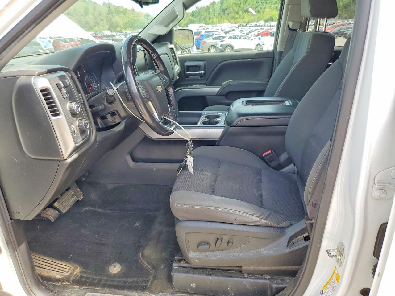 2017 CHEVROLET SILVERADO K1500 LT photo 19