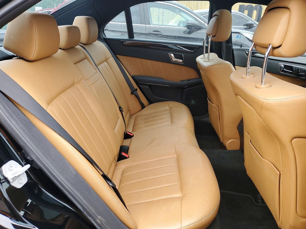2010 MERCEDES-BENZ E 350 4MATIC photo 28