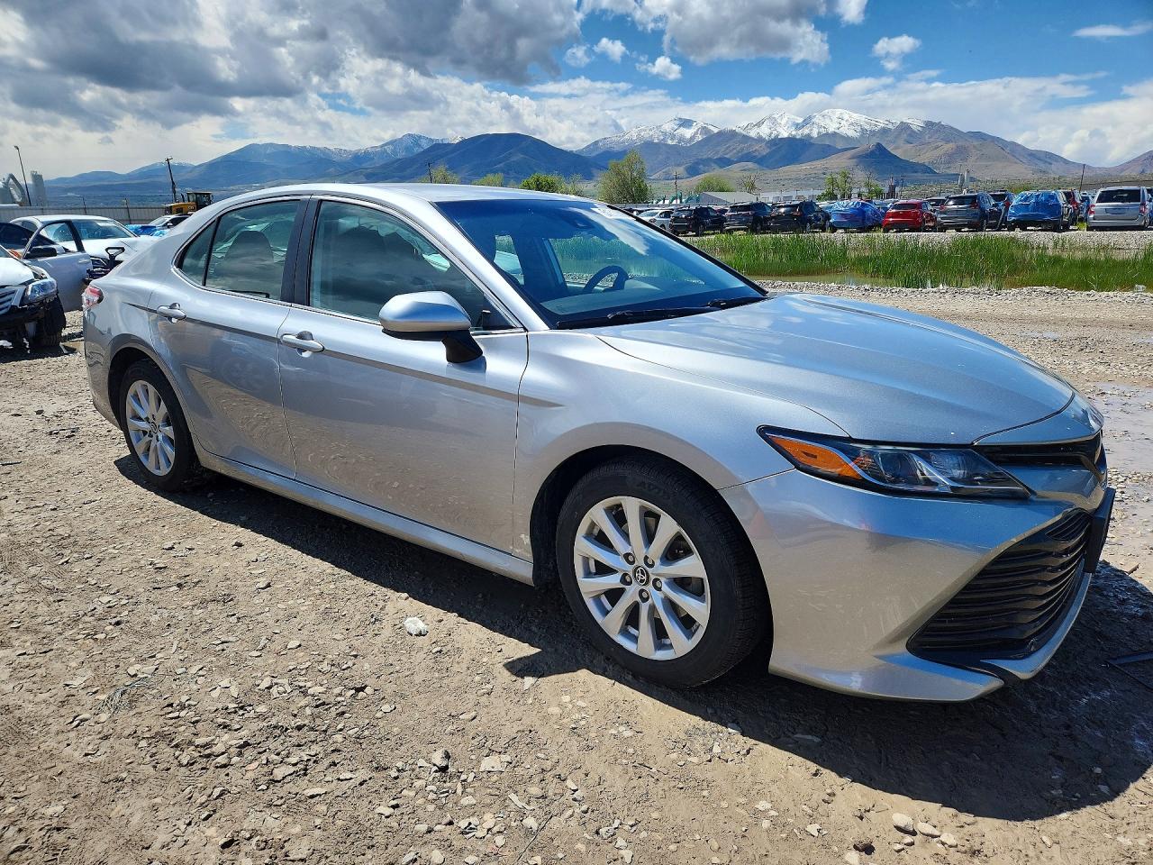 2020 TOYOTA CAMRY LE photo 7
