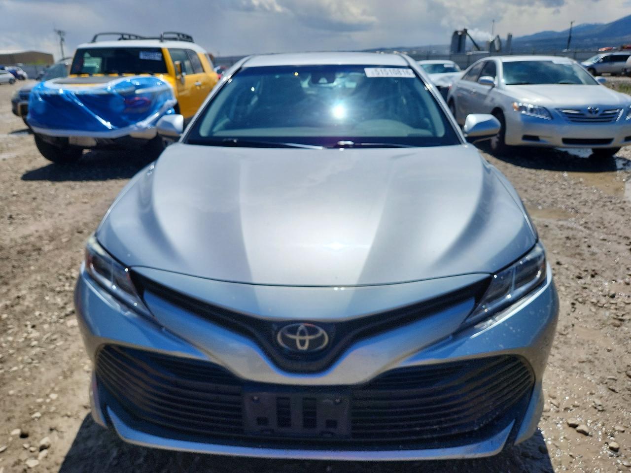 2020 TOYOTA CAMRY LE photo 9
