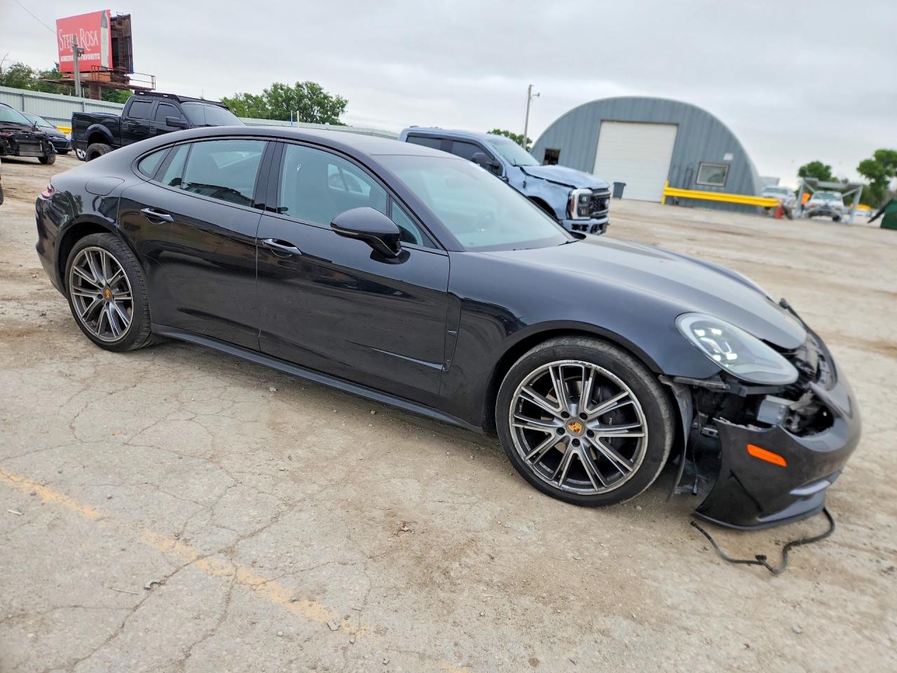 2018 PORSCHE PANAMERA 4 photo 10