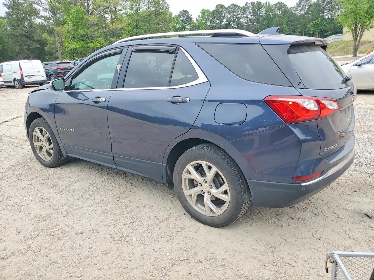 2018 CHEVROLET EQUINOX PREMIER photo 2