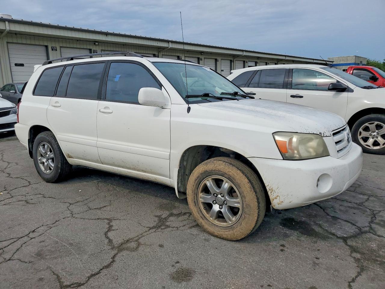 2007 TOYOTA HIGHLANDER BASE photo 10
