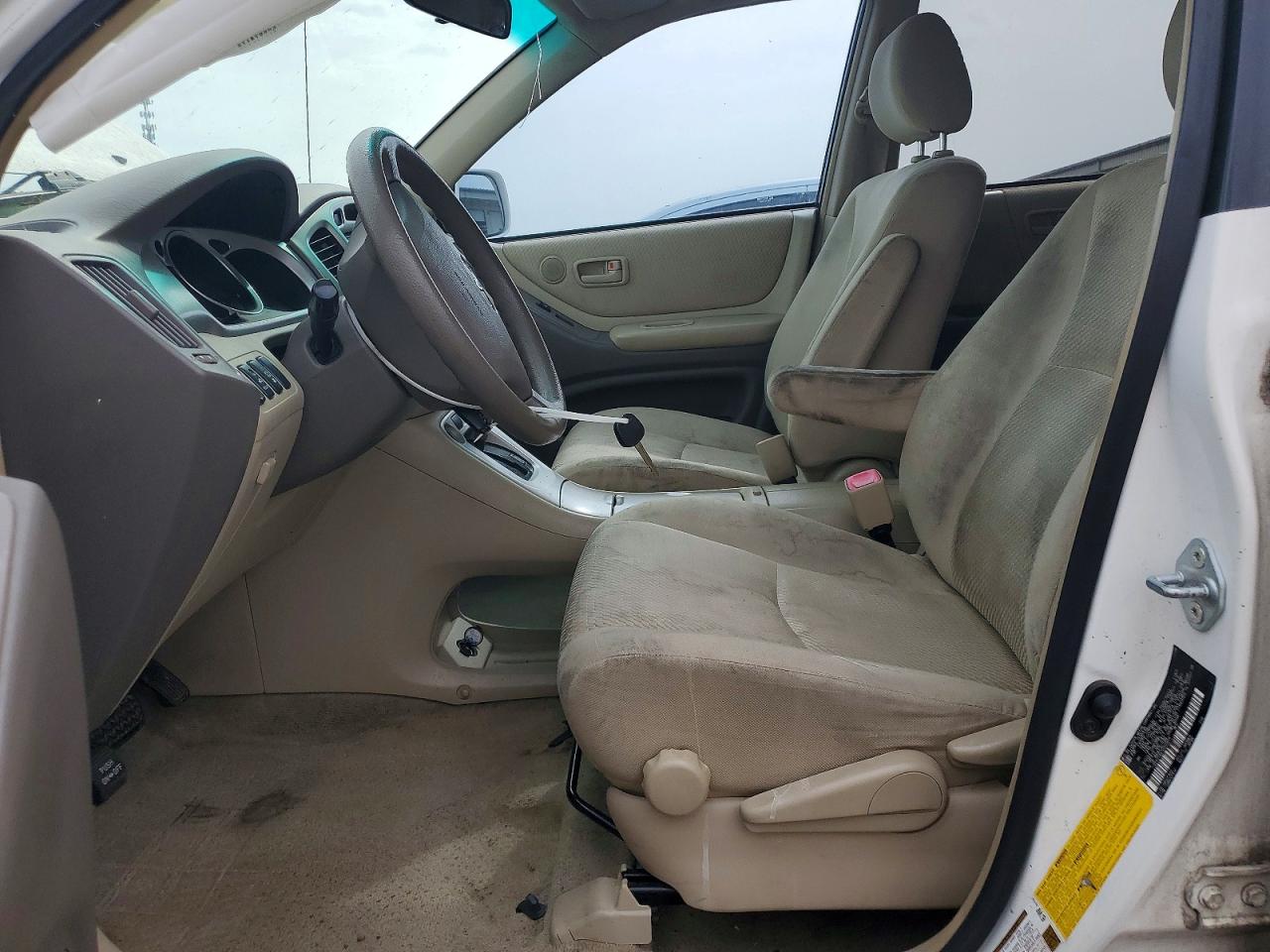 2007 TOYOTA HIGHLANDER BASE photo 19