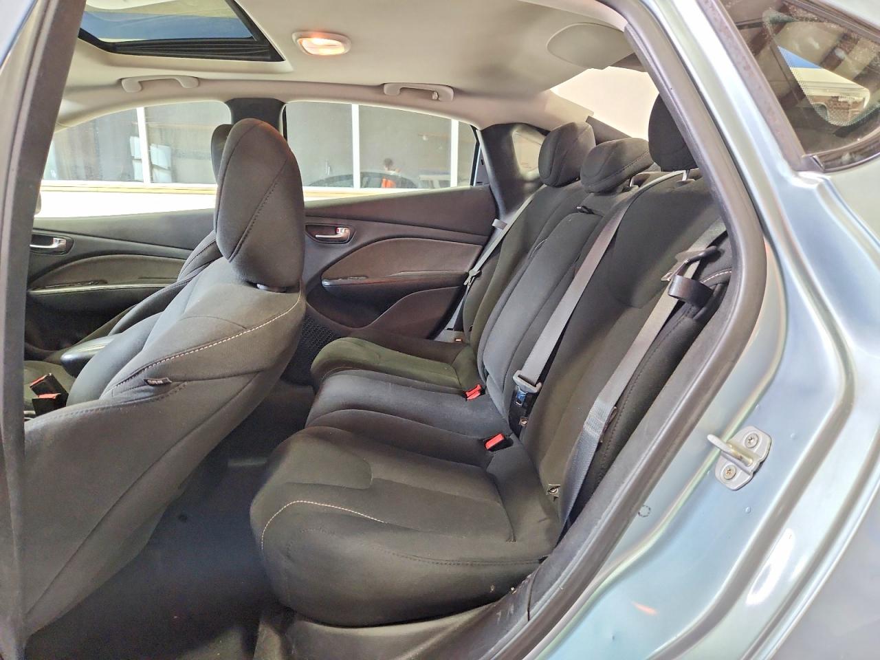 2013 DODGE DART SXT photo 28