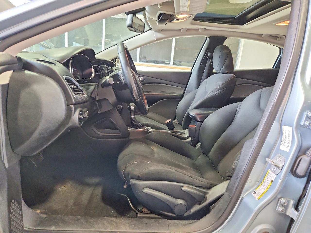2013 DODGE DART SXT photo 19