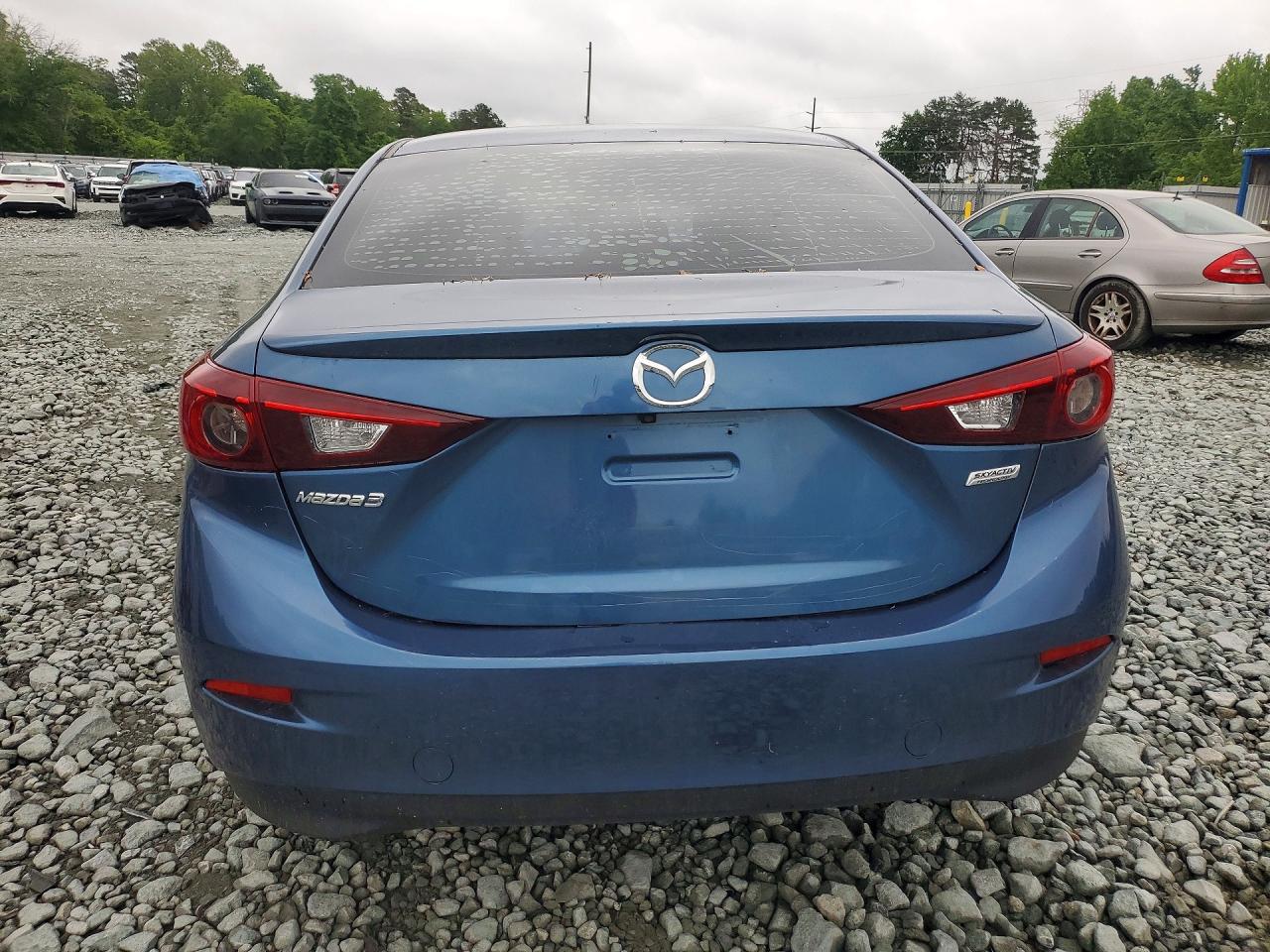 2018 MAZDA 3 TOURING photo 11