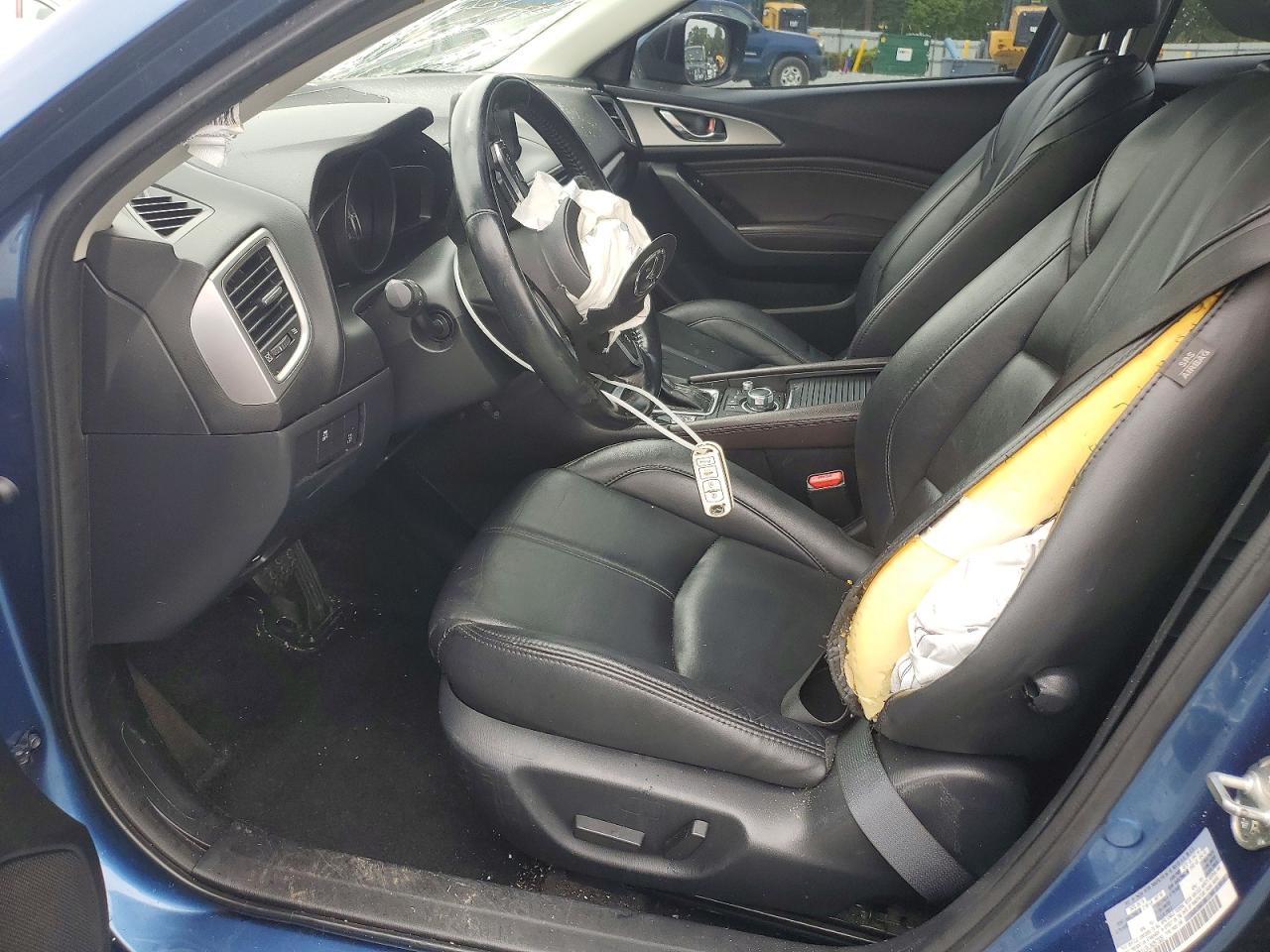 2018 MAZDA 3 TOURING photo 13