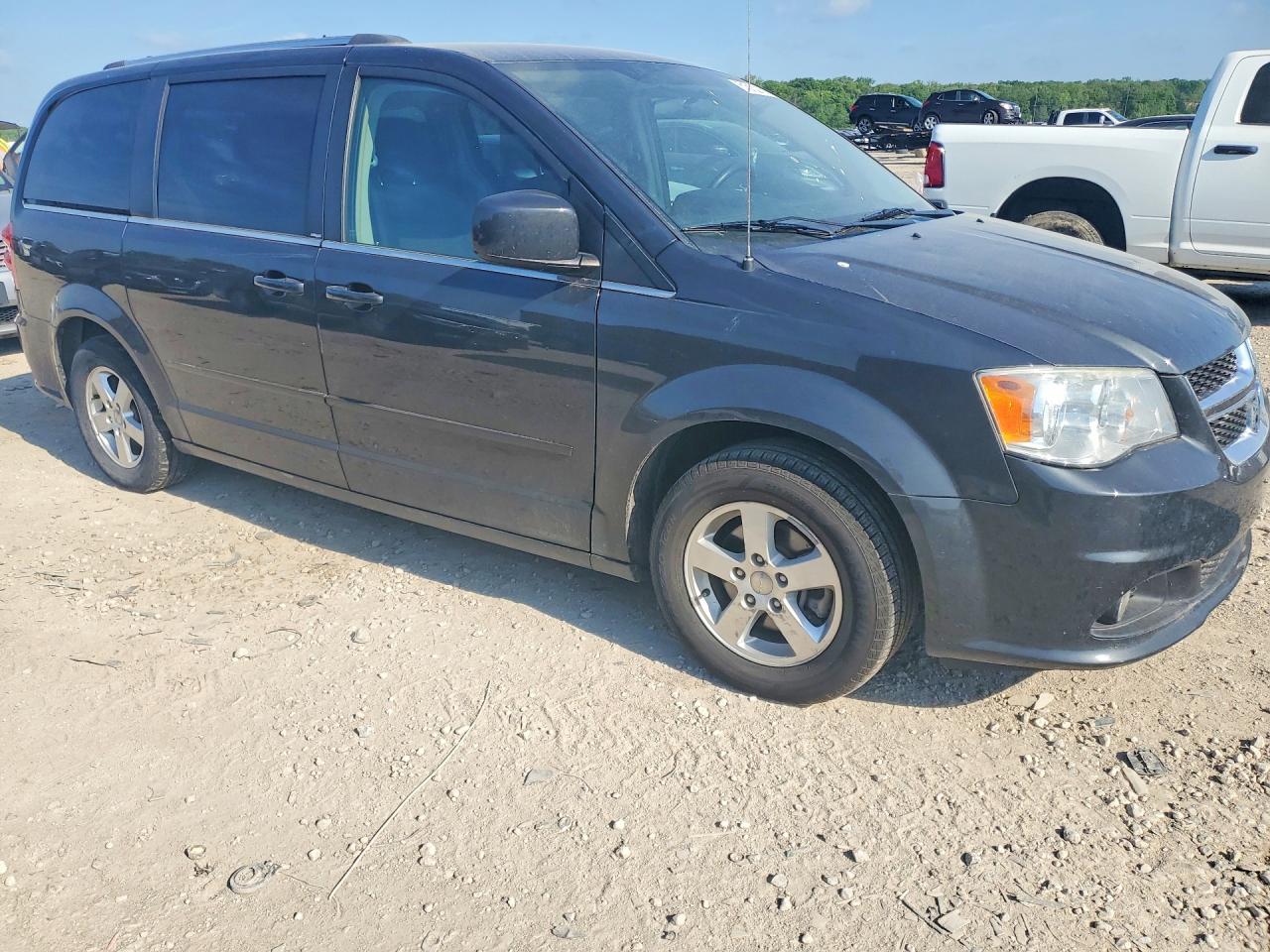 2011 DODGE GRAND CARAVAN CREW photo 10