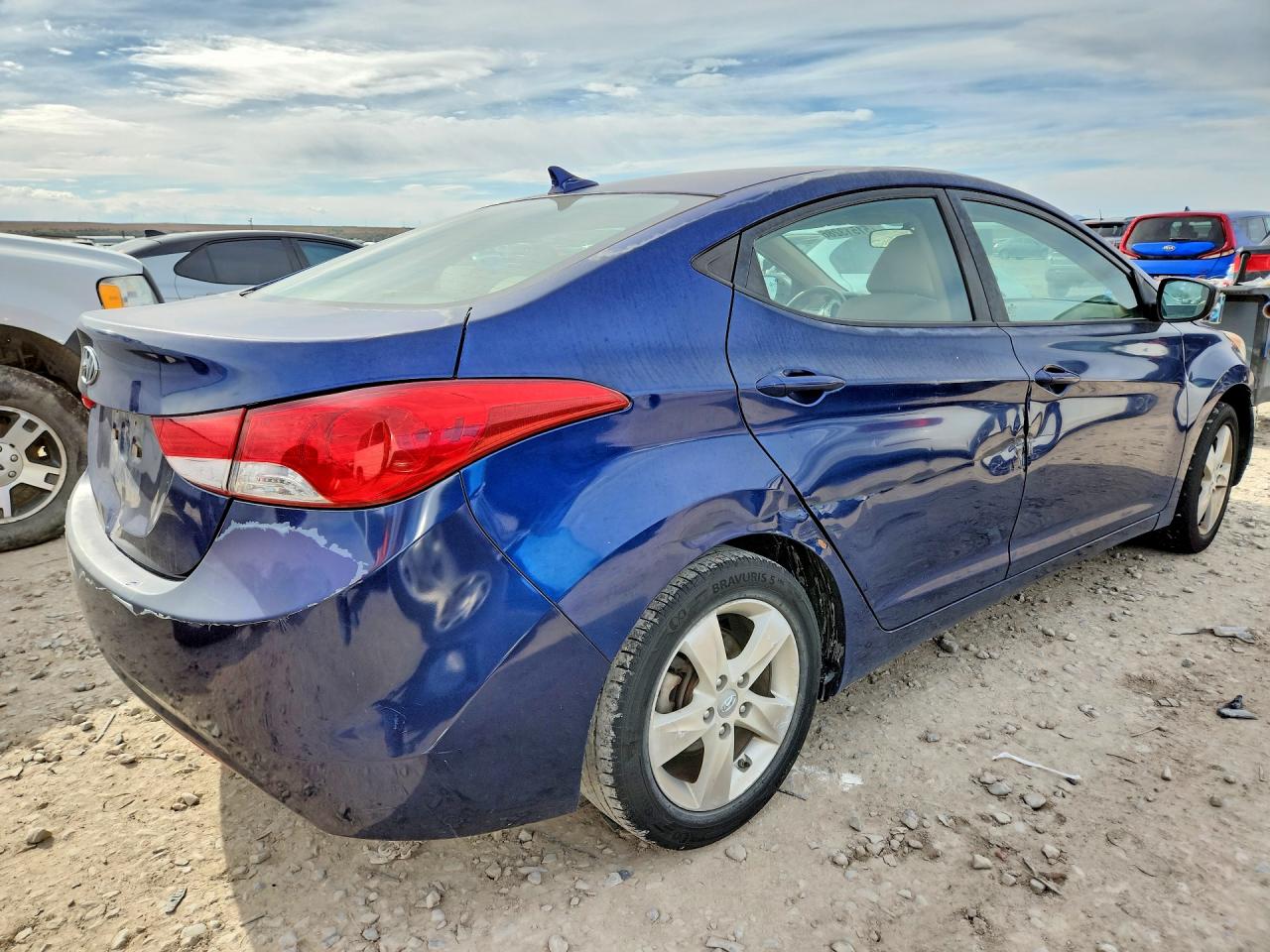 2013 HYUNDAI ELANTRA GLS photo 5