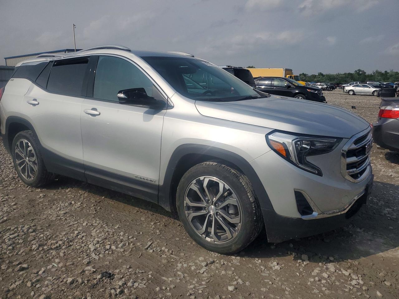 2018 GMC TERRAIN SLT photo 7