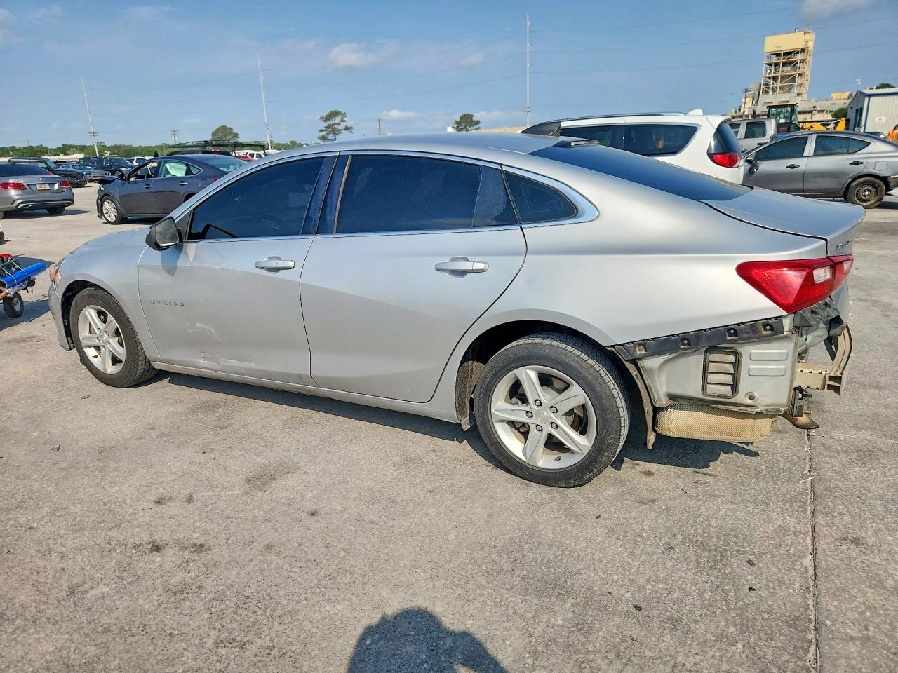 2020 CHEVROLET MALIBU LS photo 3