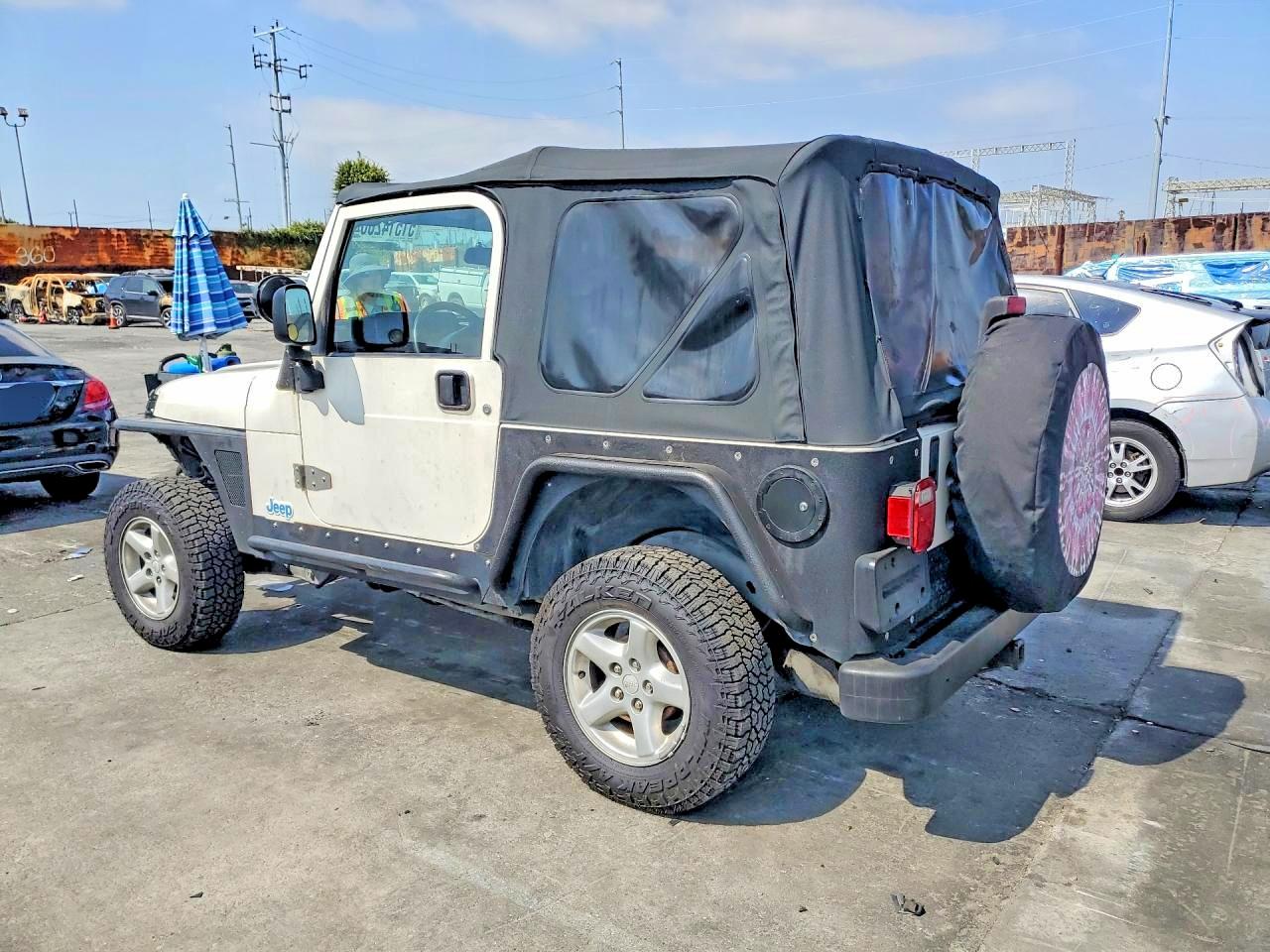 2003 JEEP WRANGLER COMMANDO photo 3