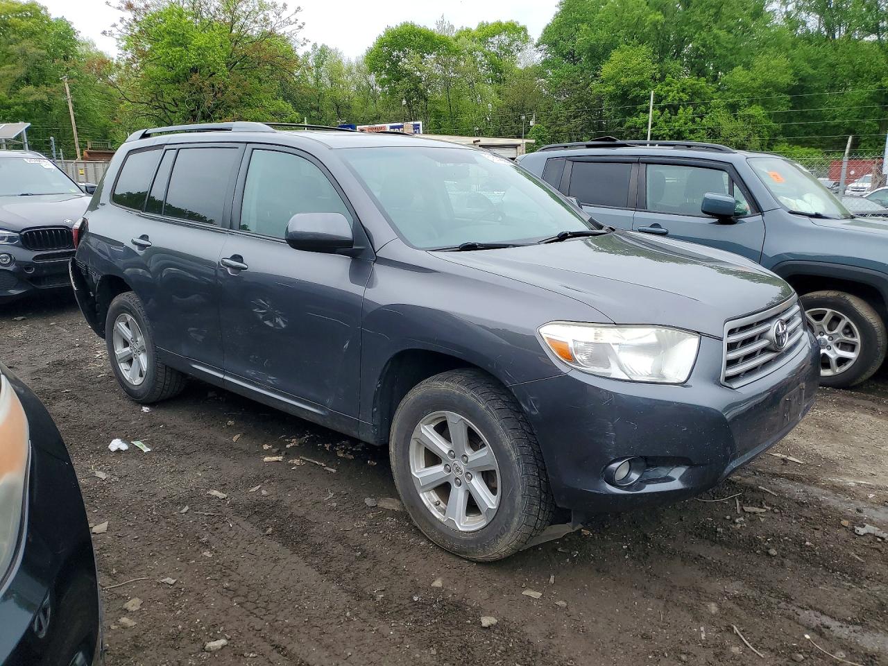 2010 TOYOTA HIGHLANDER SE photo 7