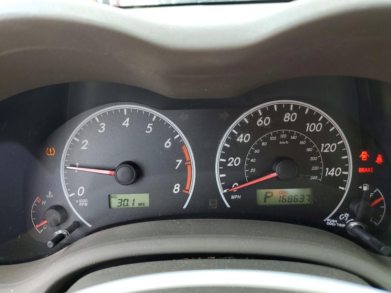 2010 TOYOTA COROLLA LE photo 17