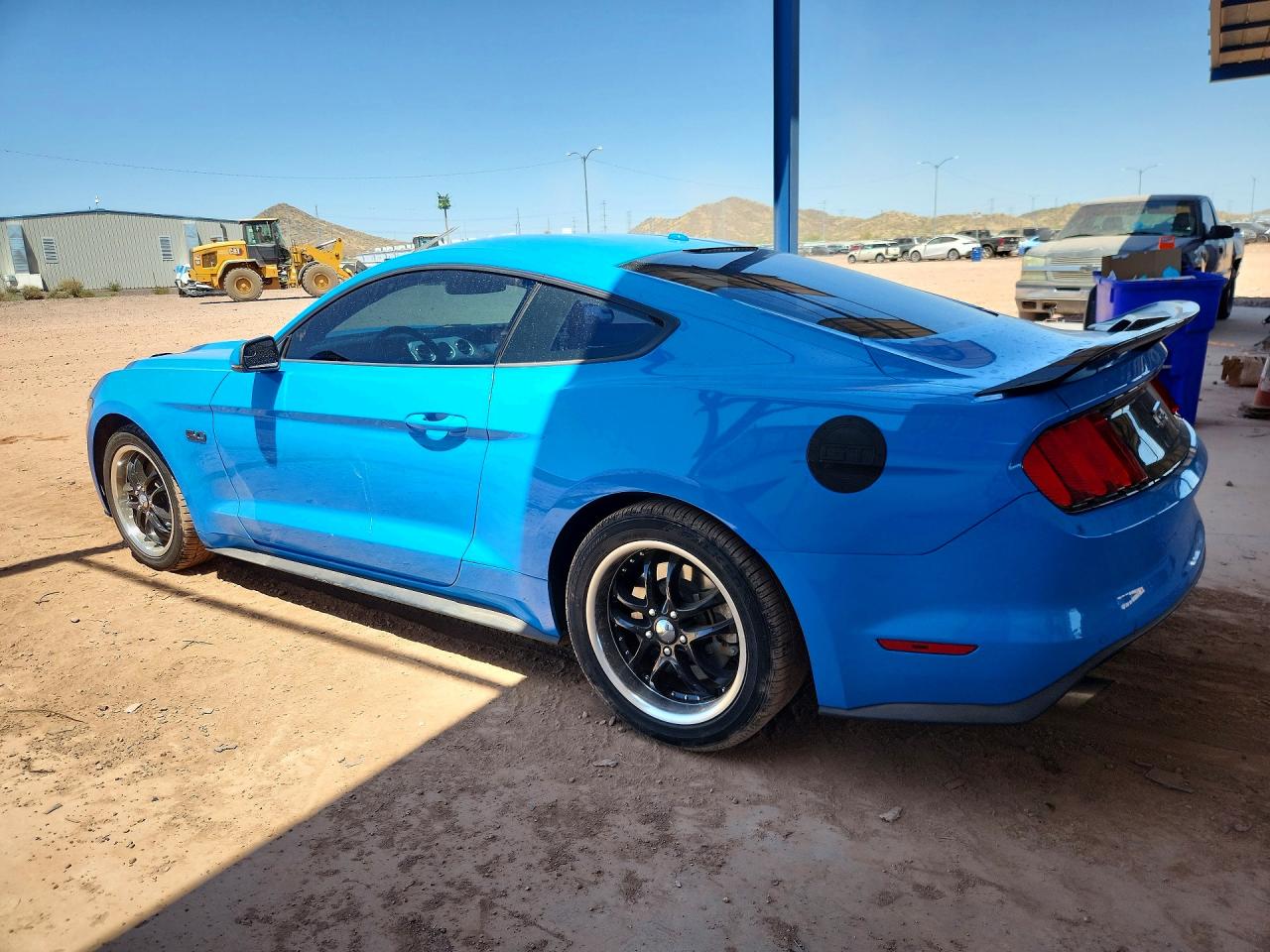 2017 FORD MUSTANG GT photo 3
