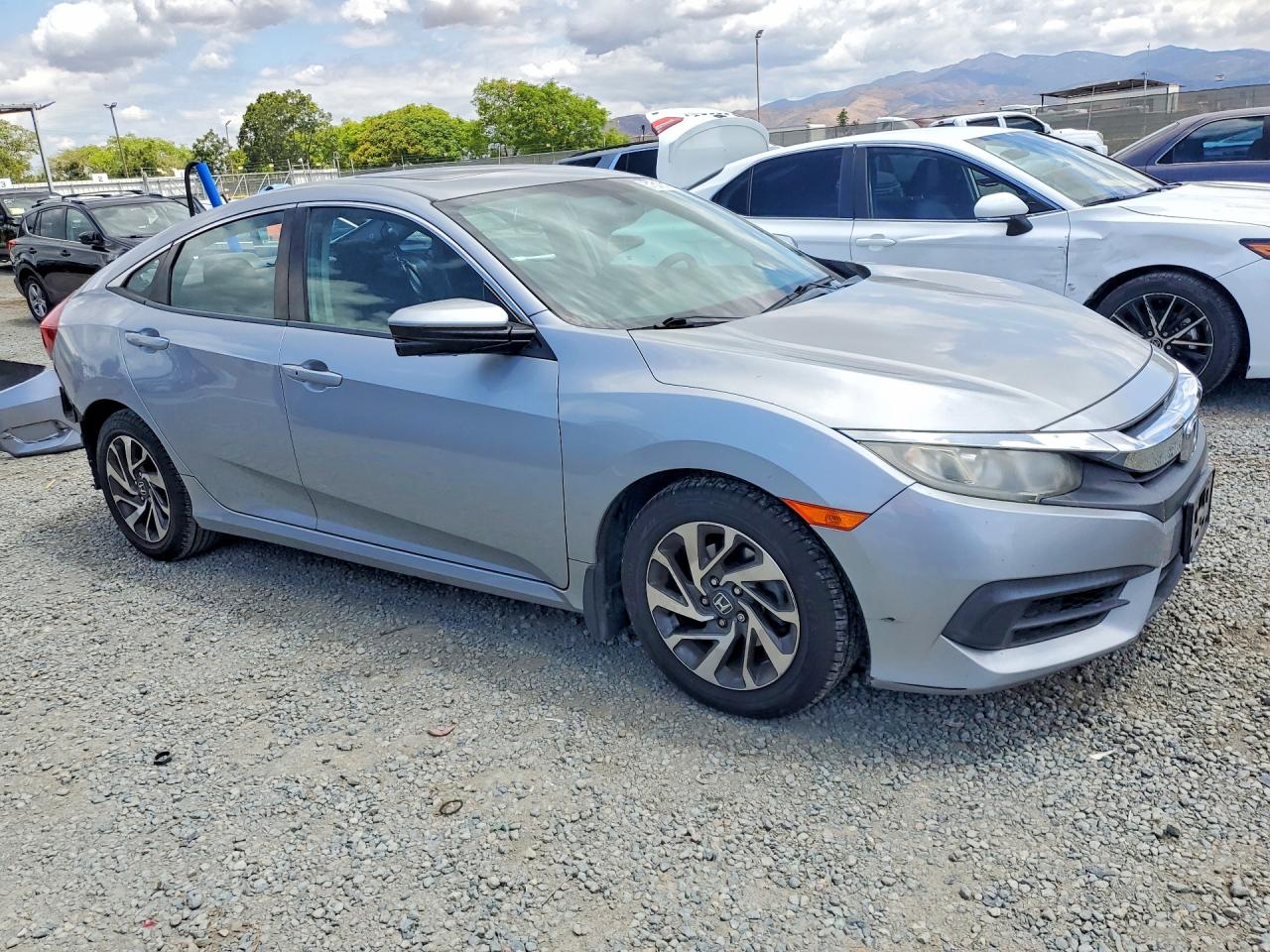 2017 HONDA CIVIC EX photo 10