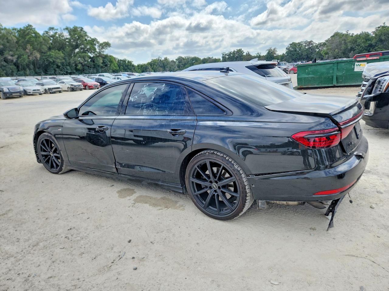 2022 AUDI A8 L photo 3