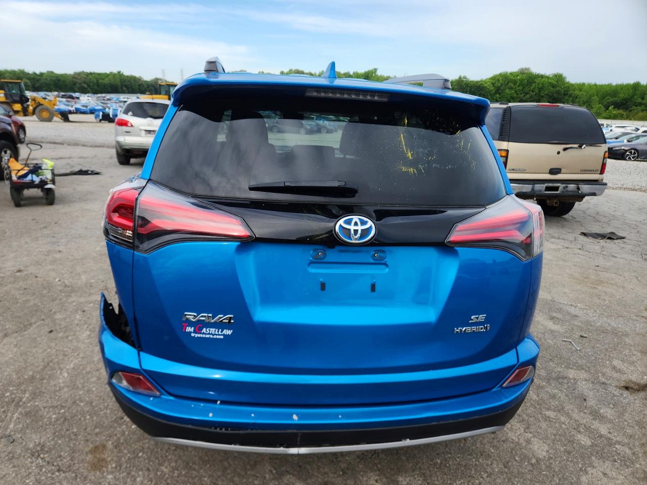 2018 TOYOTA RAV4 HV SE photo 6